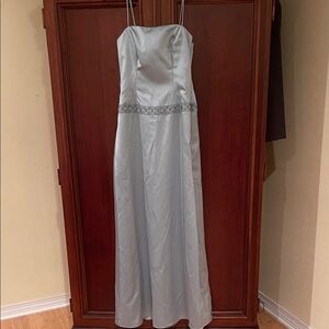 Elegant green/ Evening Gown size 8